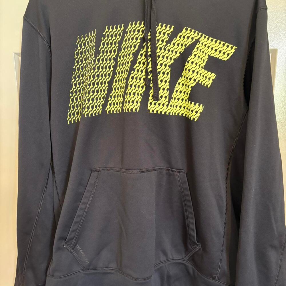 Vintage Nike Thermafit Black and Yellow Hoodie size L